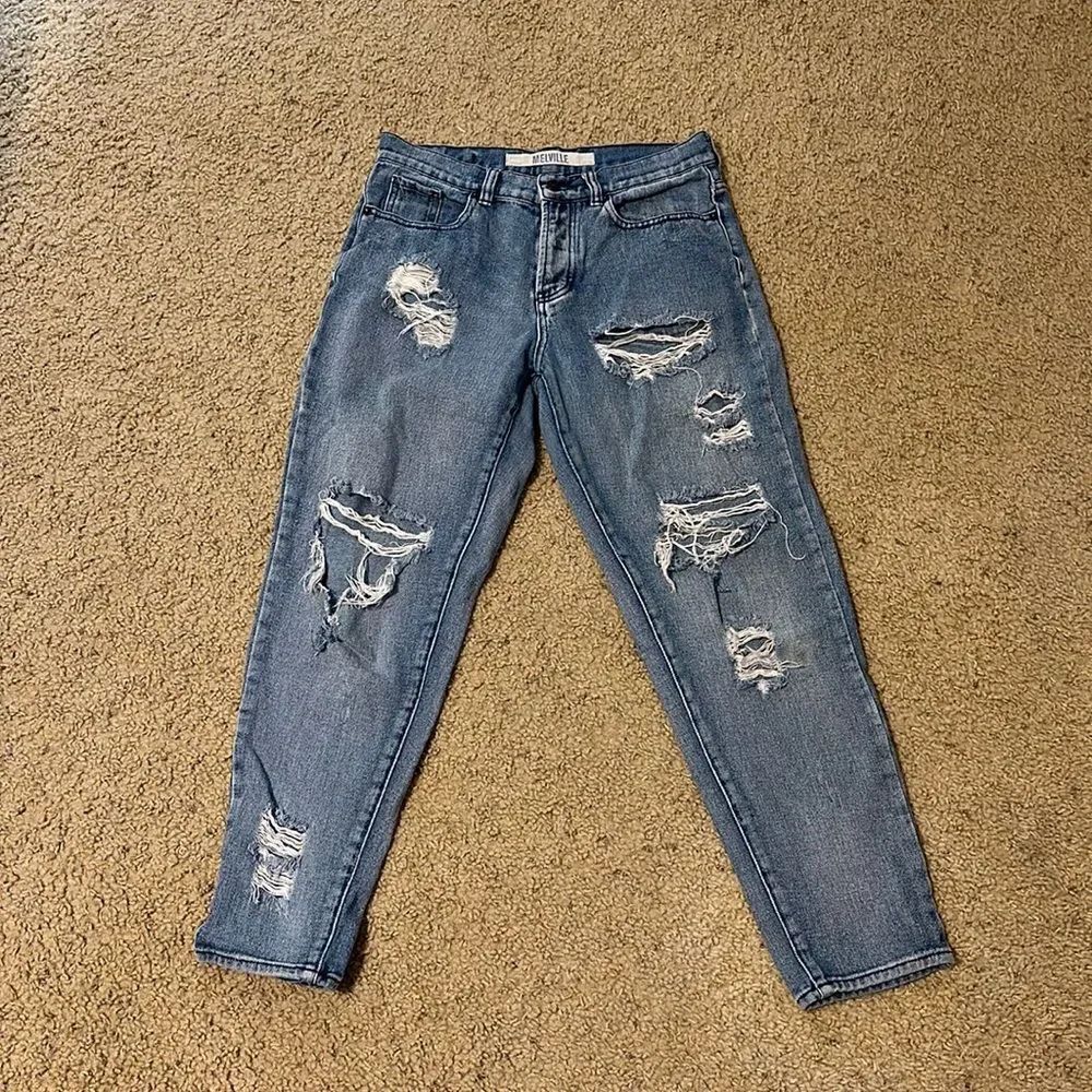 Brandy Melville Distressed High Rise Jeans